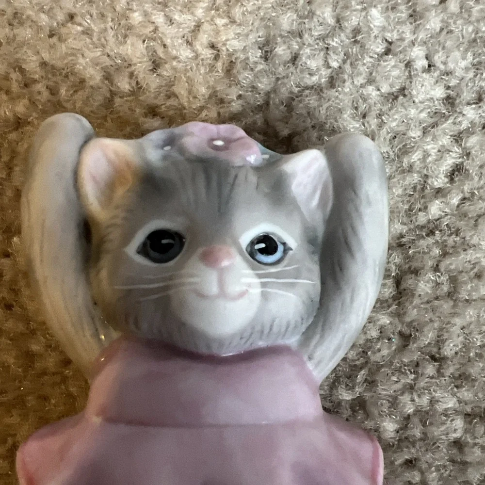Schmid Kitty Cucumber Gray Tabby Cat in Pink BALLERINA Tutu Dress Ceramic 1986